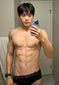 Yu Duanqian sixpack