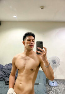 ฟุตบอล พชร body