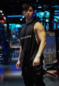 ขวัญ-ภูวเมศ-นักกล้าม